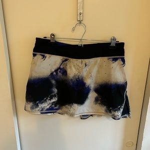 EUC RARE Lululemon Skirt